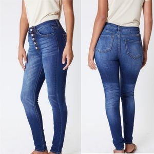 KanCan Curvy Fit button fly